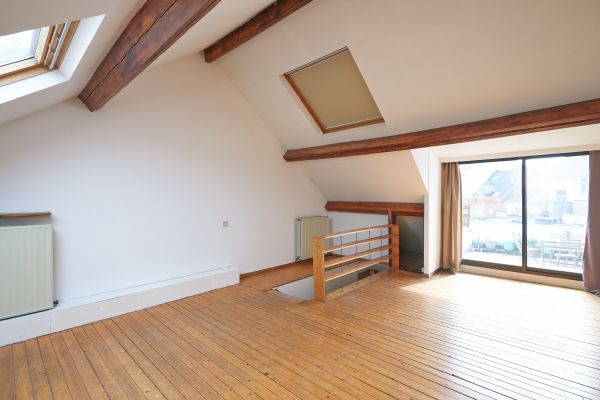 Cost of Attic Window Installation in Eagle